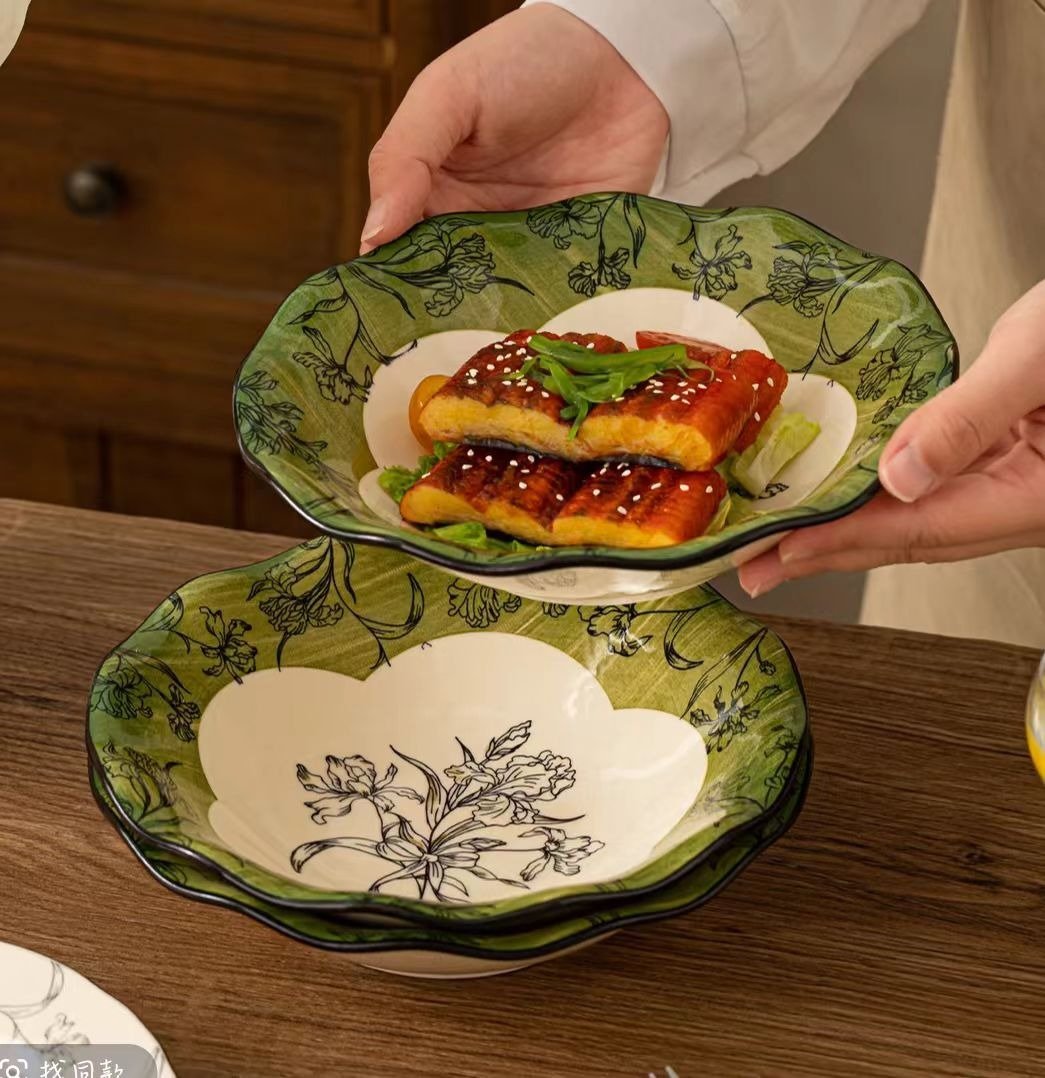 Green floral plate